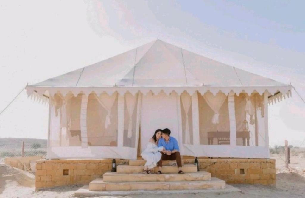 Golden Sandstone Hotel Desert Safari Camp Jaisalmer Εξωτερικό φωτογραφία